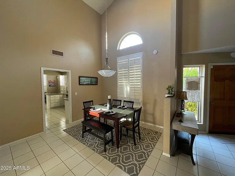 5521 E Paradise Dr — Photo 12