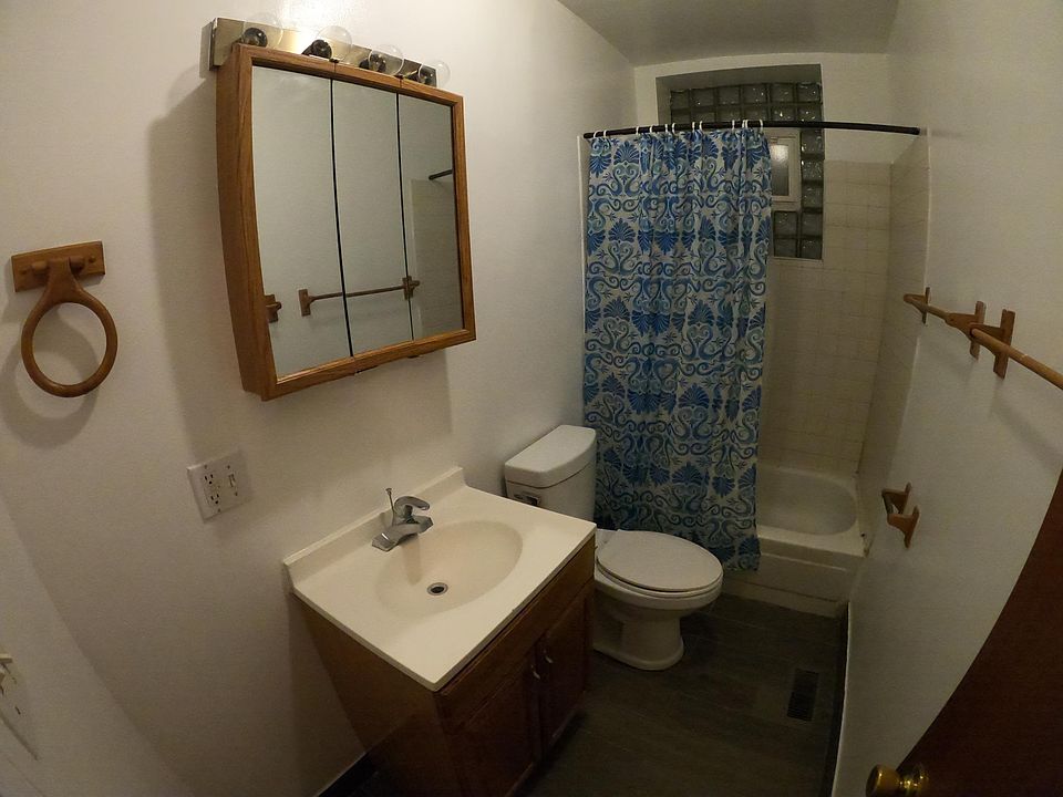 1st image of 533 N Central Park Ave