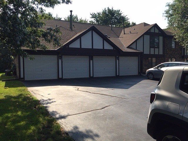 1st image of 561 Cumberland Trl #B2