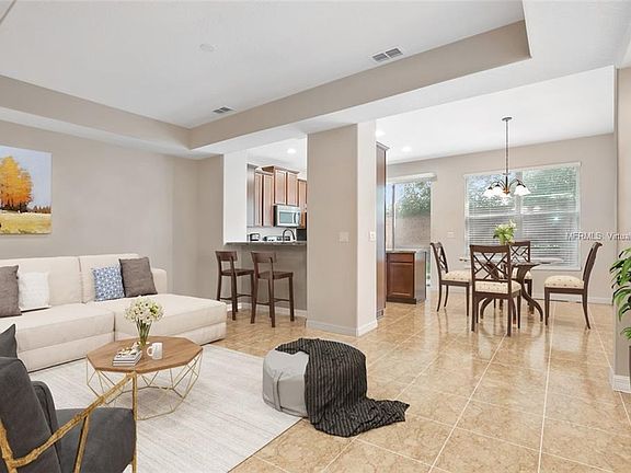 3rd image of 2213 Brookridge Trl