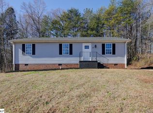 25 Lee Way, Taylors, SC 29687