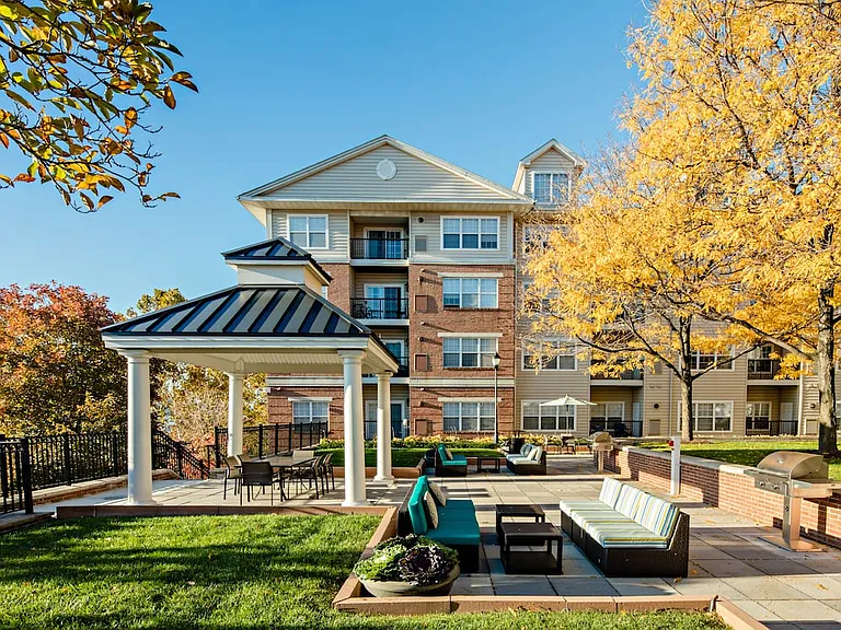 River Mews Building Courtyard