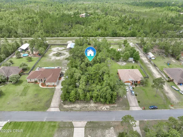 230 White Oaks Blvd, Southport, FL 32409