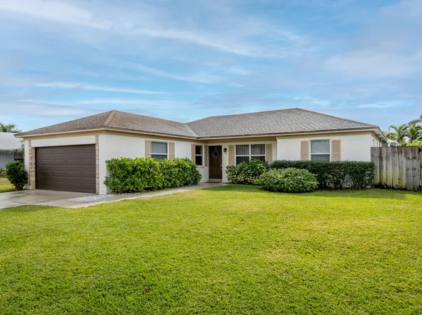 148 Arrowhead Circle, Jupiter, FL 33458