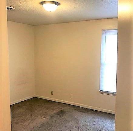 5th image of 528 Main St APT 6