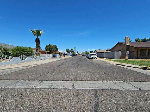 4th image of 4802 N 64th Ln