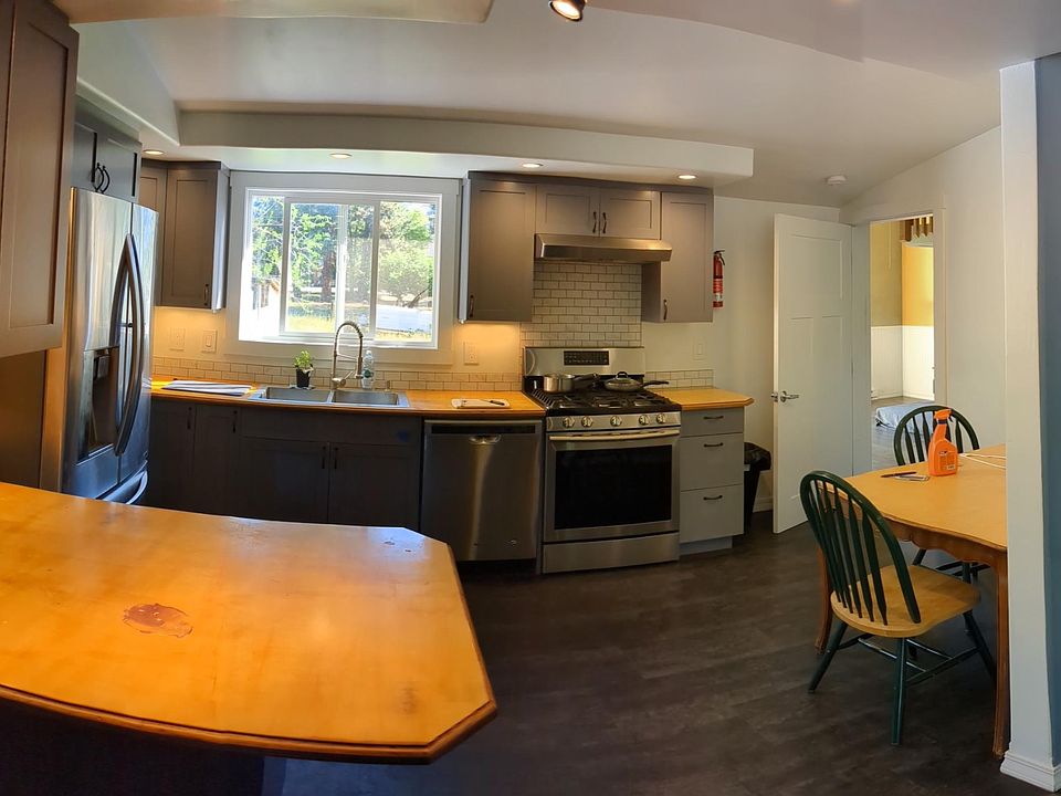 1st image of 244 Castle Ave #B