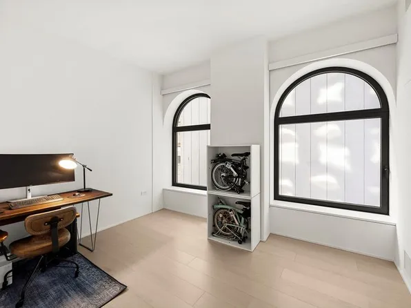 130 William Street 10F image 6 of 7