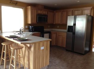 606 Cascade Ave, Moxee, WA 98936