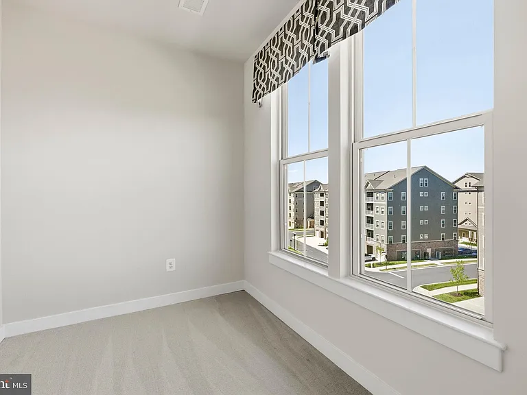 3411 Angelica Way #401 — Photo 21