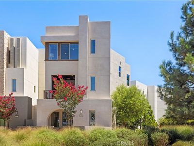 156 Catalyst, Irvine, CA, 92618