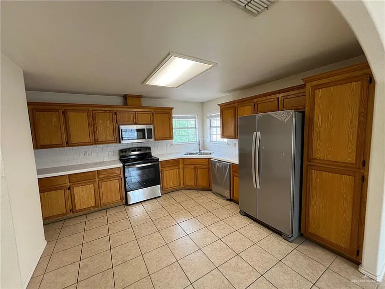 1313 N Sal St #4 — Photo 3