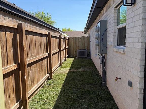 3rd image of 3801 Chapa Ave