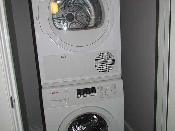4th image of 516 Bienville St APT 402
