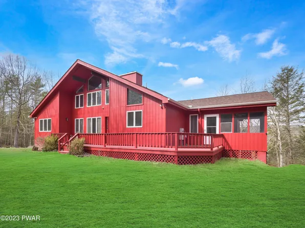 154 Trailwood Dr, Greeley, PA 18425