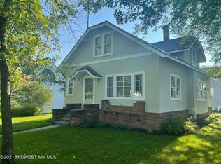 122 2nd St SW, Wadena, MN 56482