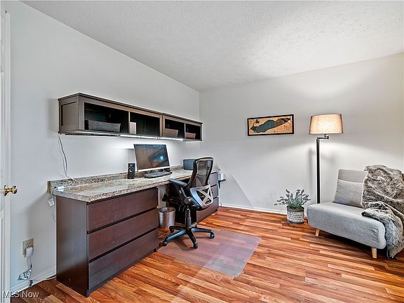 5th image of 35451 Tiffany Ct