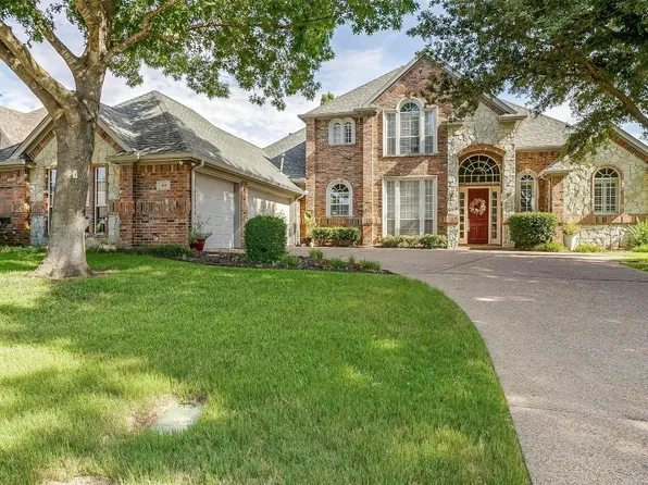 869 Thomas Crossing Dr, Burleson, TX 76028