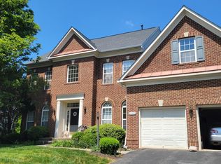 20333 River Bank St, Sterling, VA 20165