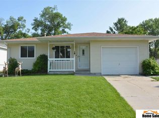 7139 Havelock Ave, Lincoln, NE 68507