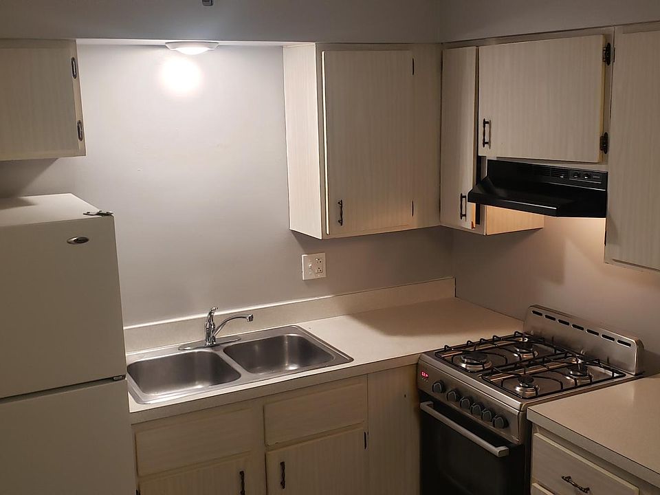 1st image of 1212 N 33rd Ave Unit 8B
