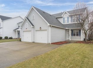 23240 Wainwright Ter, Olmsted Falls, OH 44138
