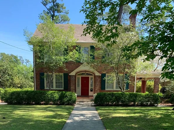 225 Colonial Dr, Wilmington, NC 28403