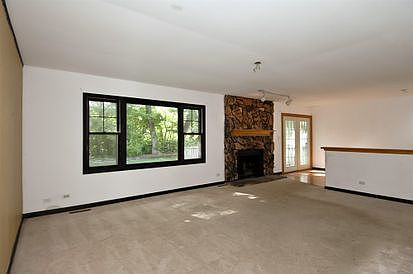 2nd image of 305 Sedgewick St