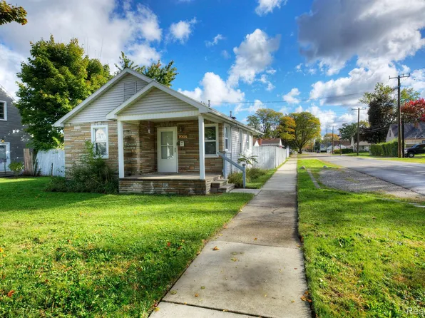 7008 Gilman St, Garden City, MI 48135