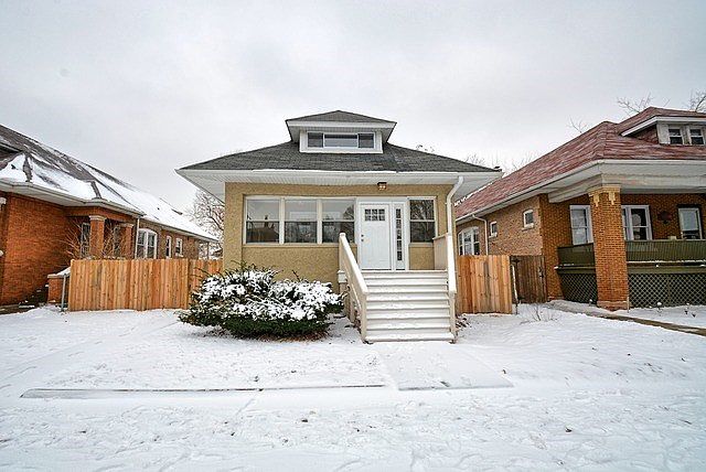1st image of 7538 S Crandon Ave