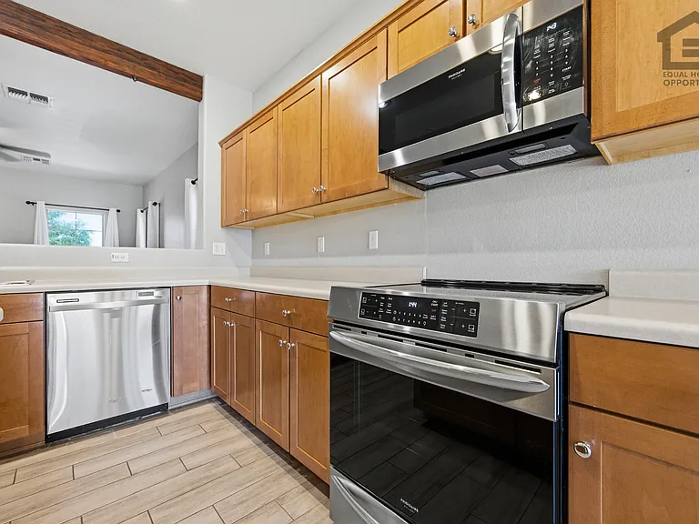 1328 S Bridgegate Dr — Photo 9