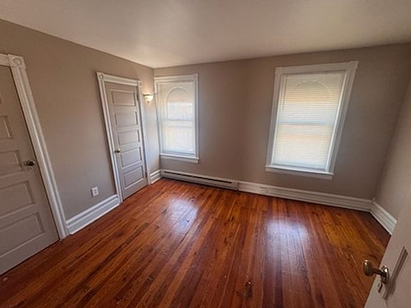 3rd image of 1424 Chew St APT 3