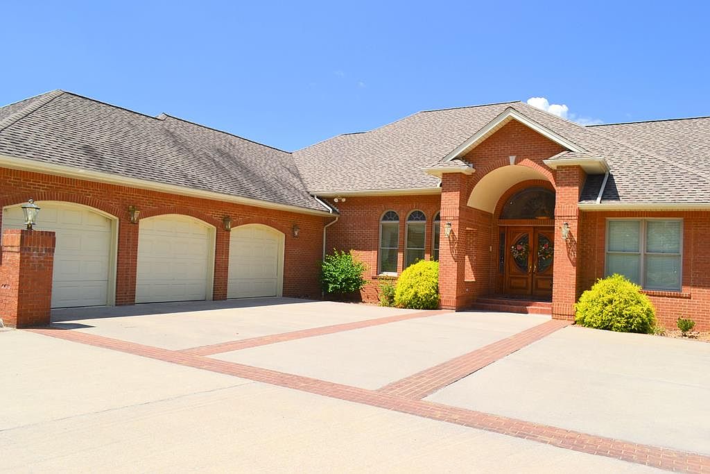 306 Brierwood Dr, Bluefield, VA 24605 Zillow