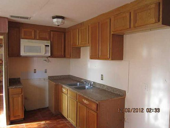 5th image of 180 Carita Dr