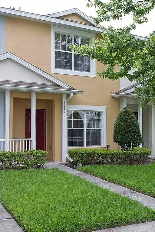 2 bed, 2.5 bath, 1696 sqft, $1,850 — Photo 1