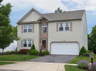 580 Glen Oaks Dr, Marysville, OH 43040
