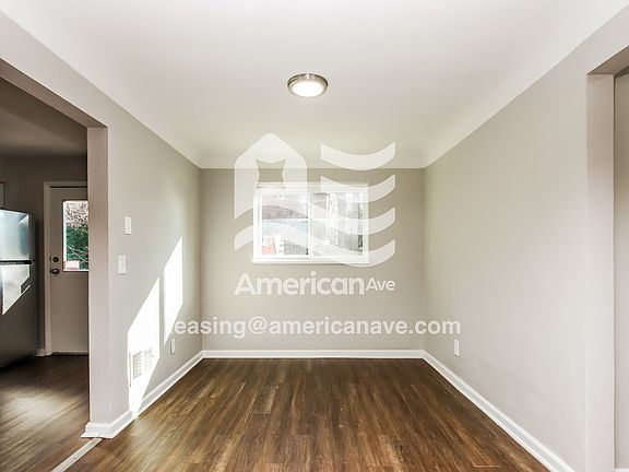 5-Dining Room