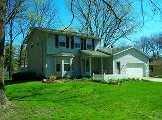 1490 Perkins Ave NE, Grand Rapids, MI 49505
