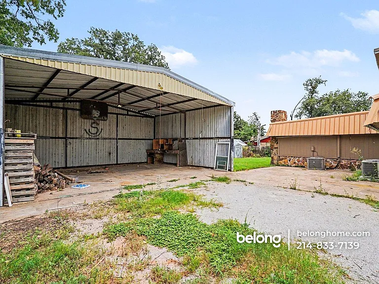 9142 County Road 197 — Photo 26