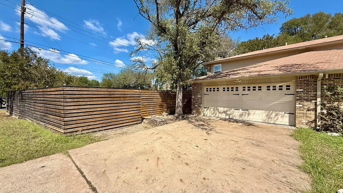 3 bed, 2.5 bath, 1646 sqft, $4,000 — Photo 1