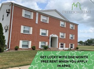 825 26th St, Marion, IA 52302