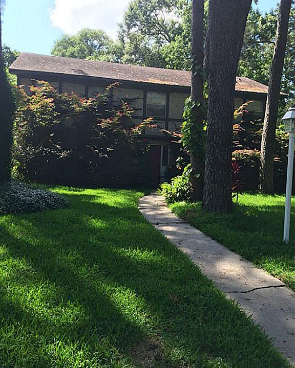 1st image of 7818 Beaufort Dr