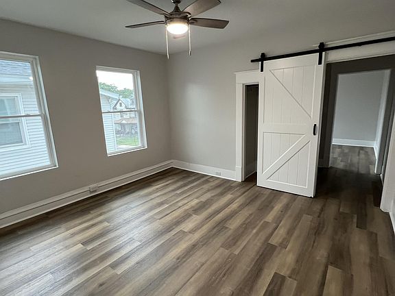 2nd image of 1106 Chapman Ave SW #C