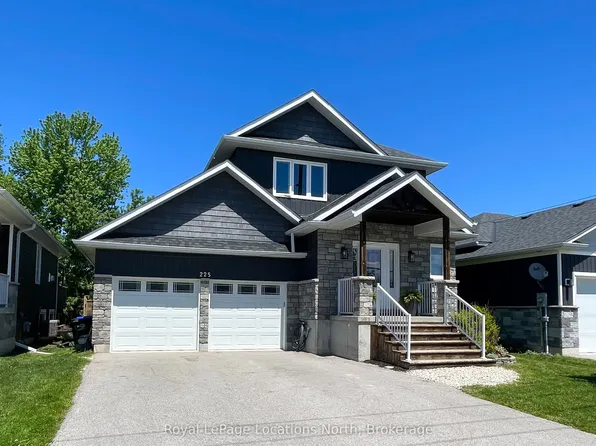 225 Quebec St, Clearview, ON L0M 1S0