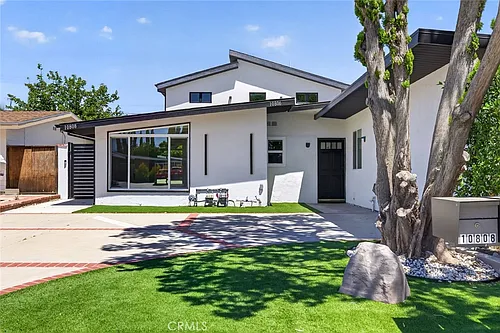 10806 Paso Robles Ave Photo 1