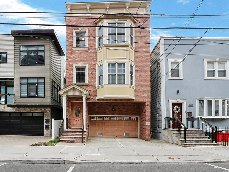 22 W 19th St #2 — Photo 27