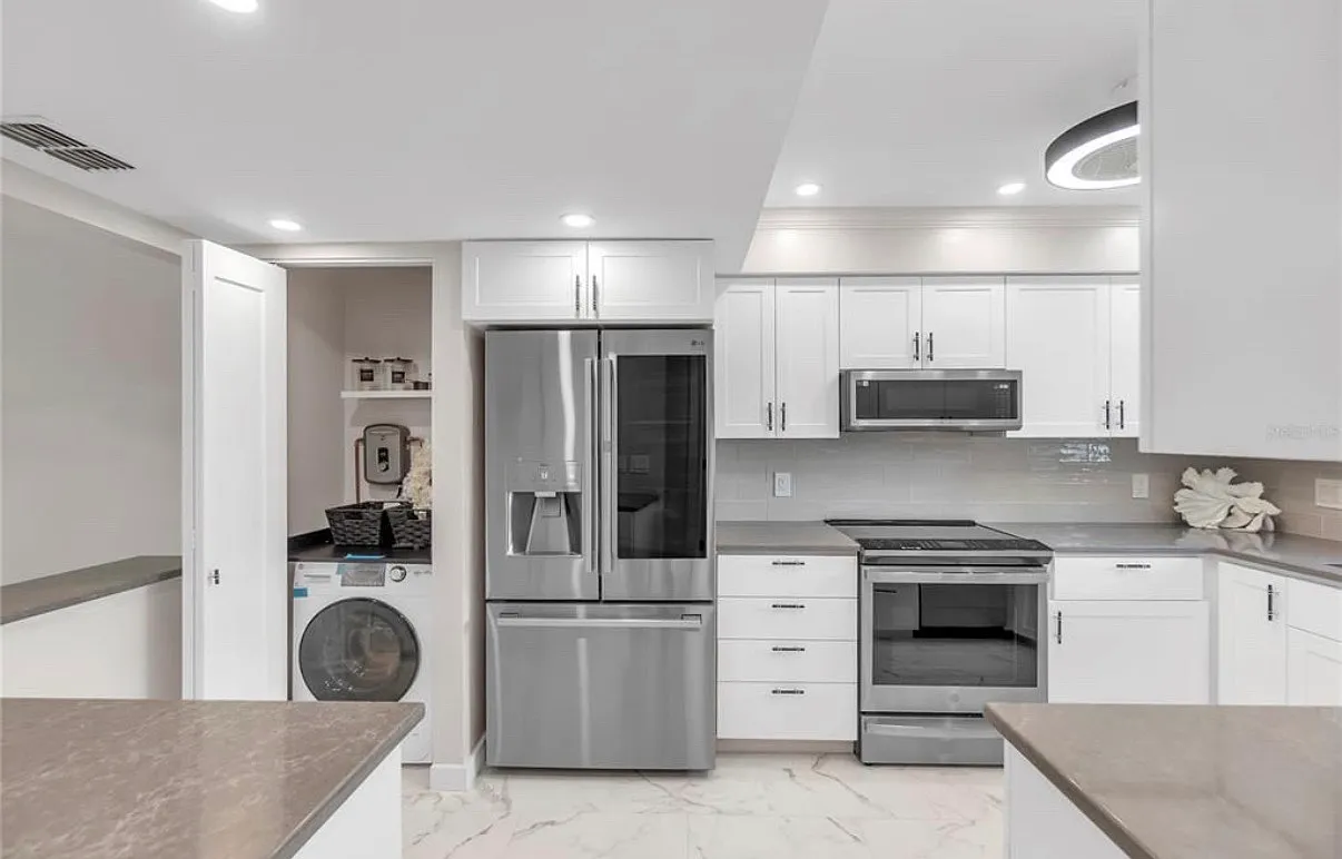 2 bed, 1380 sqft, $2,250 — Photo 1