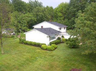 7316 Regal Dr, Conneaut, OH 44030