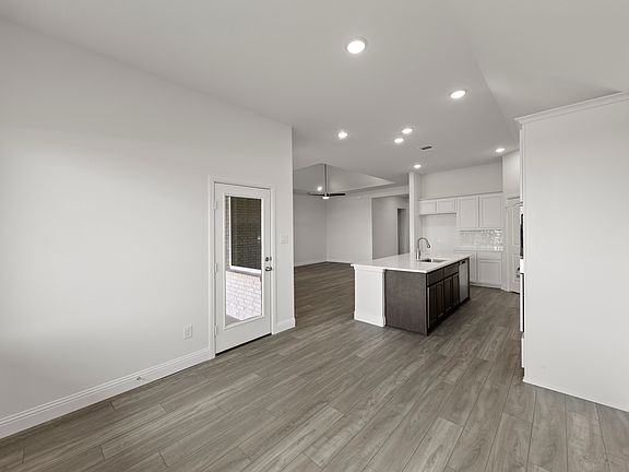 7th image of this home