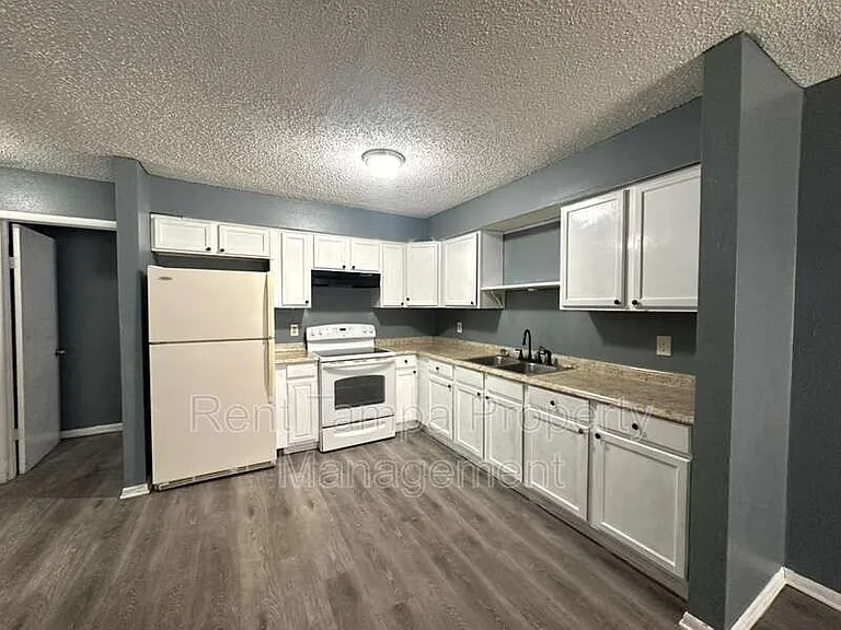 8304 N Mulberry St — Photo 21